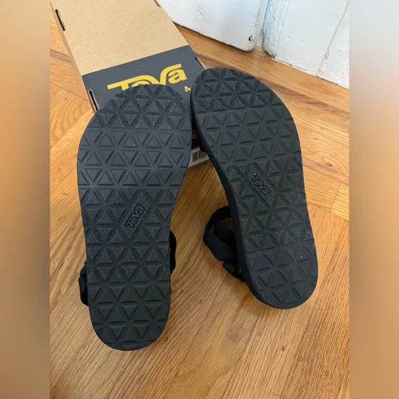 teva universal original size 8/8.5 NWT - Picture 4 of 4